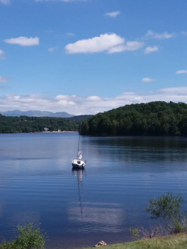 photo gite la pausetie auvergne lastioulles environnement 6